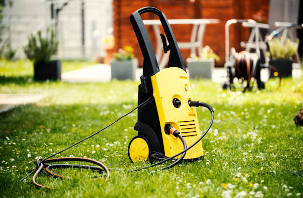 Best Gutter Cleaning and Brightening in Caribou, ME